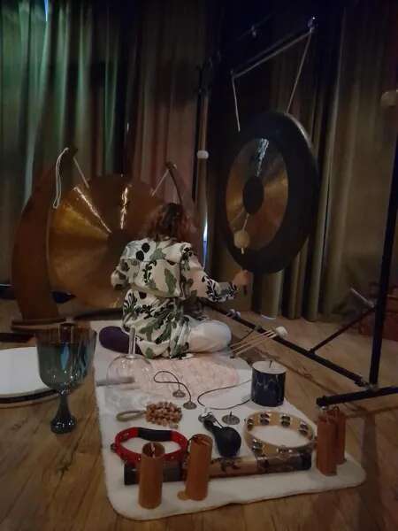 RELAXATION SONORE avec Gong, Bols et Harpe de Cristal