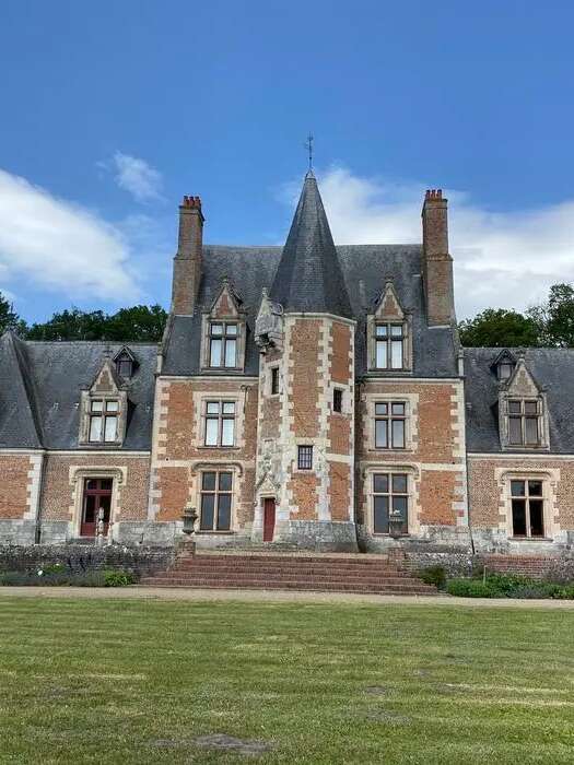 Visite du parc du château de La Ravinière