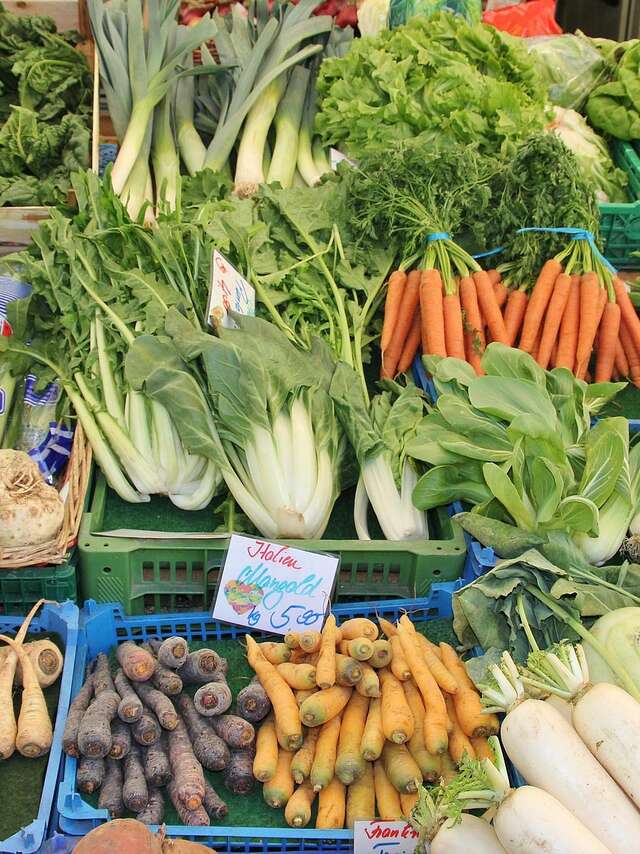 Marché nocturne à Chaumont-sur-Loire