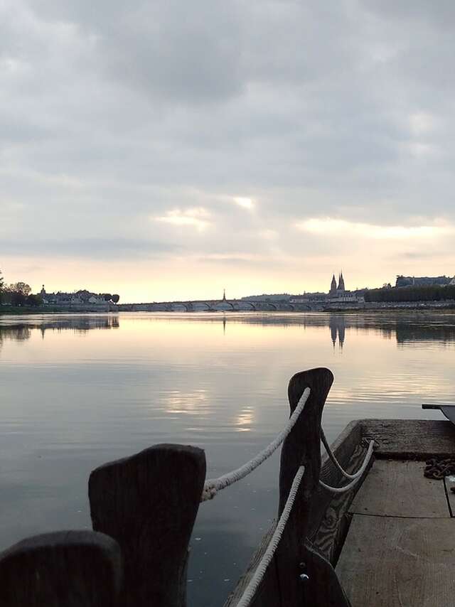 Balade méditative en bateau sur la Loire