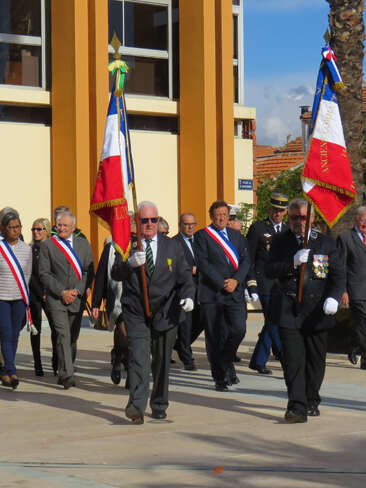 Cerimonia per l'anniversario dell'armistizio dell'11 novembre 1918
