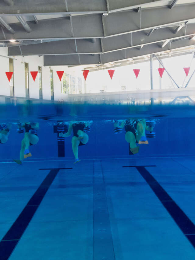 Cours collectifs : Aqua cardio sculpt