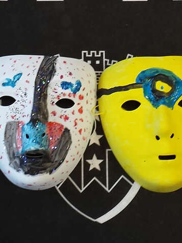 Atelier créatif : masque de carnaval