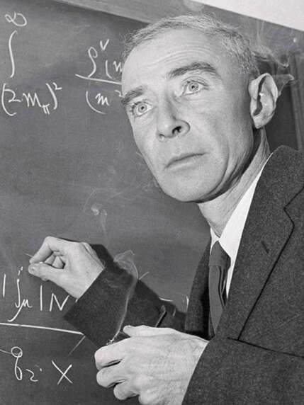 Robert Oppenheimer : Père de la bombe atomique