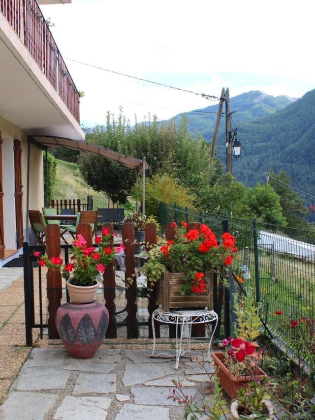 L'Aubépine de Douans