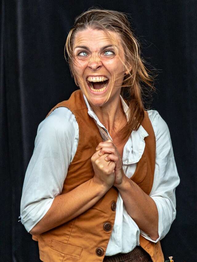 Spectacle de cirque "Wanted"  de Bruital Compagnie
