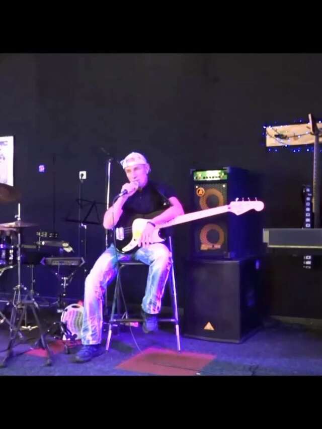 Rory and the QueenBass