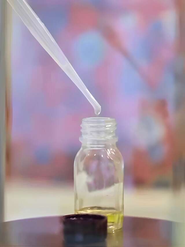 Grasse: Small-group workshop: Centifolia Rose Accords with a Perfume Designer