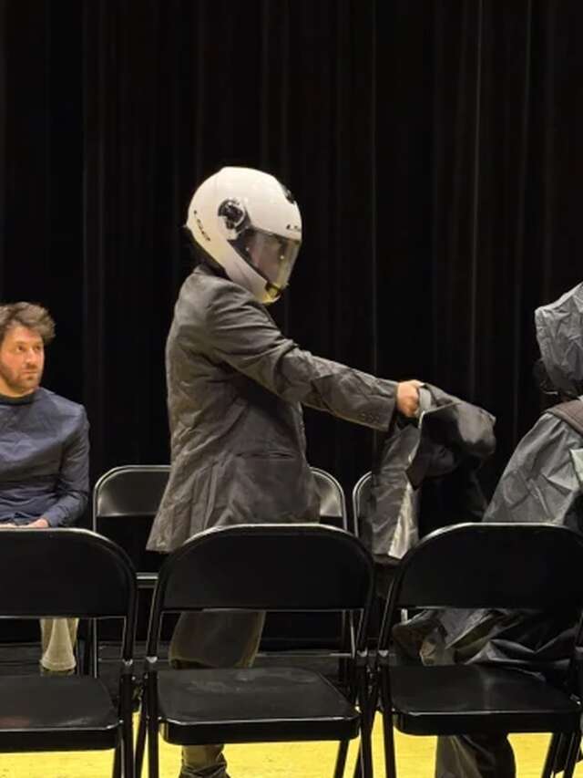 Théâtre - Dans un futur plus ou moins proche