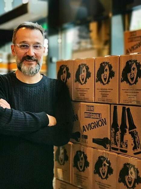 Microbrasserie La Comédienne : une aventure sous pression