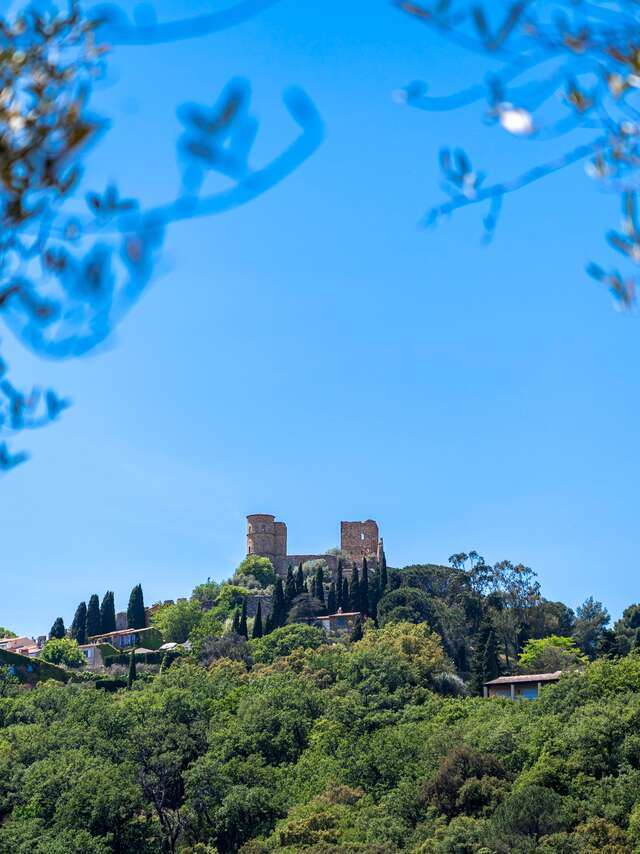 Sentier de Grimaud à Cogolin par la Réparade