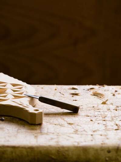 Pyrographed rosette workshop