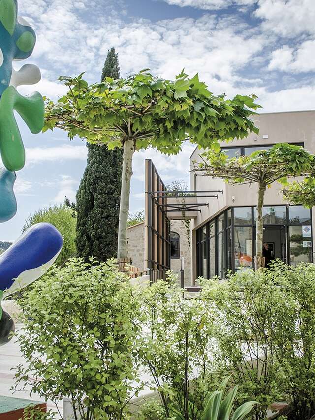 Vitrines des Métiers d'Art de l'Office de Tourisme