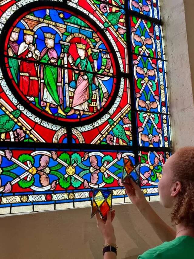 Visite-atelier - A la decouverte des vitraux de la basilique de Saint-Denis