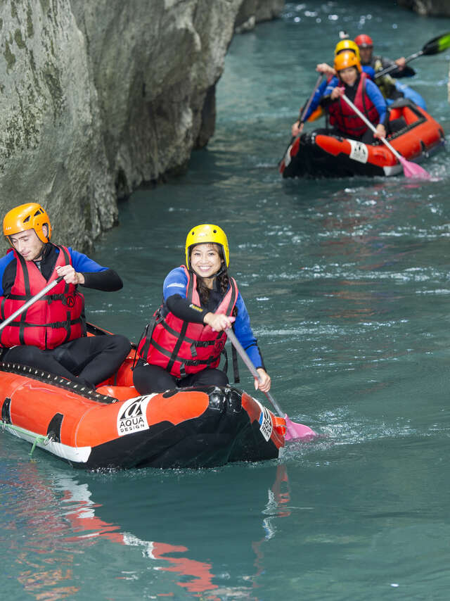 Sortie Canoraft - Descente de la rivière entre kayak et raft
