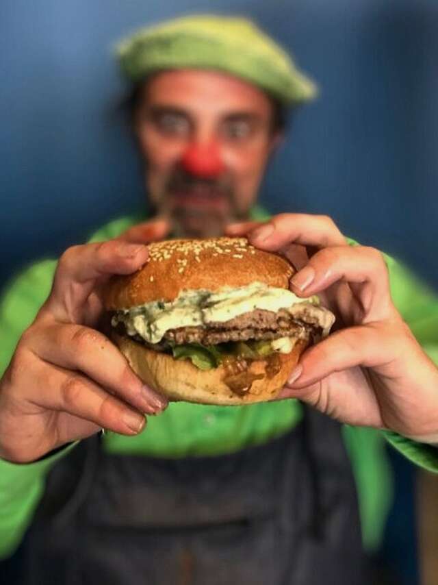 Burger Circus