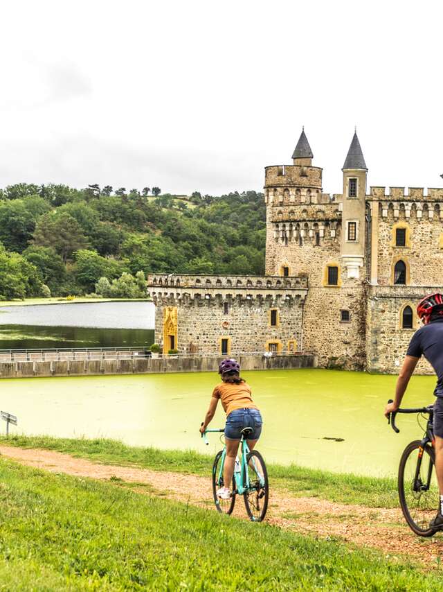 A la découverte de la Route des Vins Forez-Roannais en Loire Volcanique - En 3 ou 4 jours - De la gare de Roanne à la gare de Montbrison