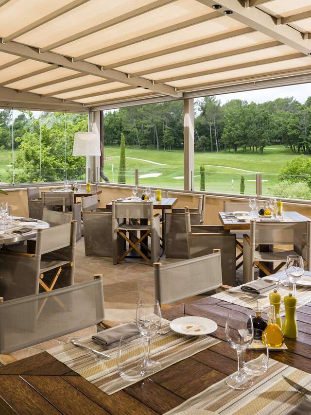 Dites lui 'Je t'aime' au cœur de Terre Blanche