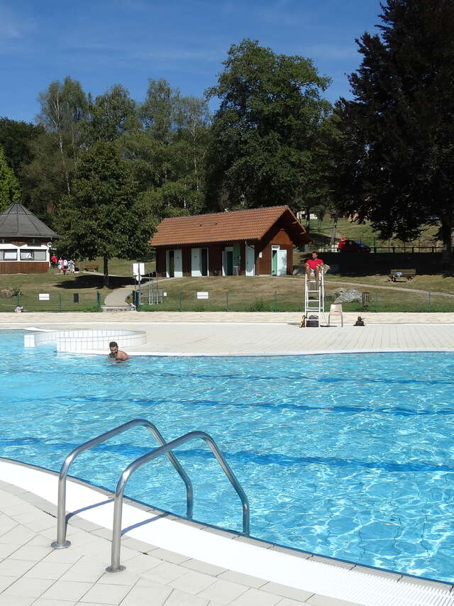 Piscine aqualudique de Saint-Rémy-sur-Durolle