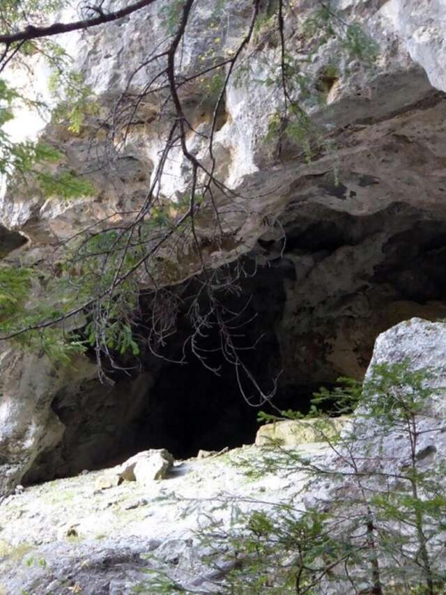 Hiking La Balme Obscure