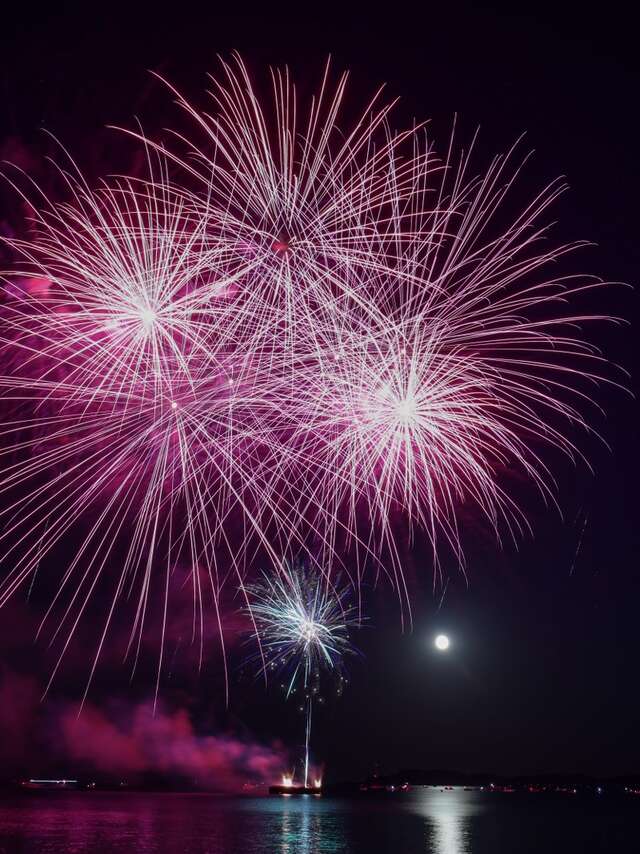 Feu d'artifice au port d'Hyères