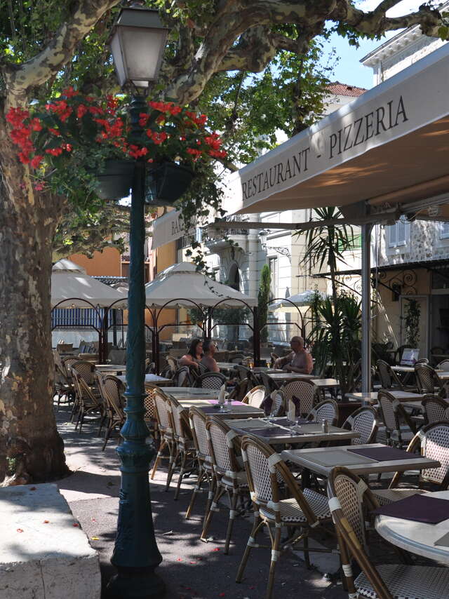 Marché hebdomadaire