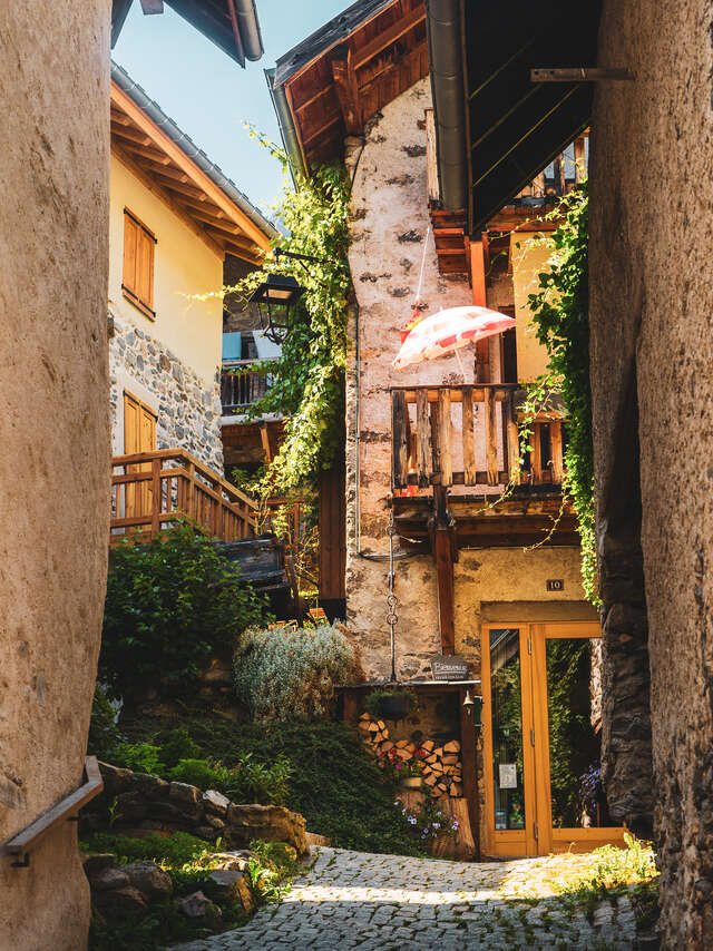 Randonnée visite guidée de Venosc village