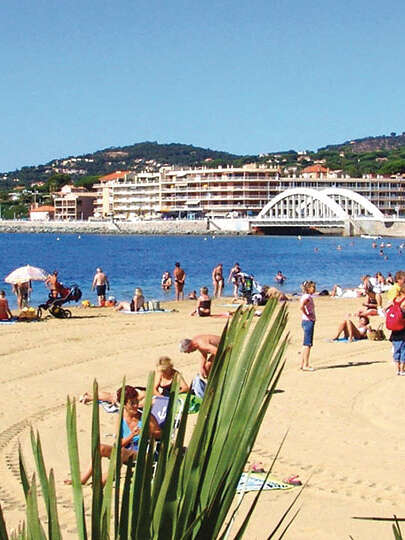 Plage Luc Provensal du centre-ville