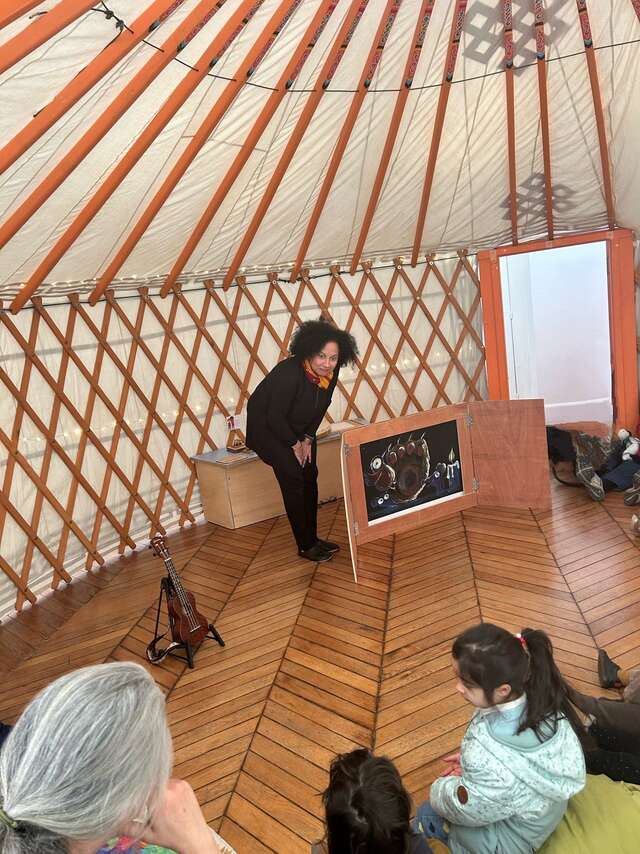 Spectacle conté « Mon amie poulette » par Yaida Jardines