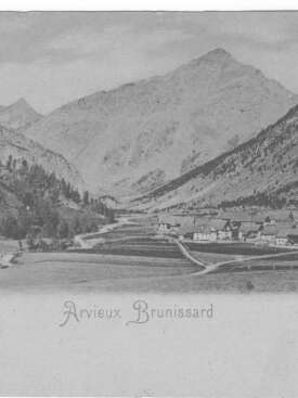 Arvieux au fil des archives