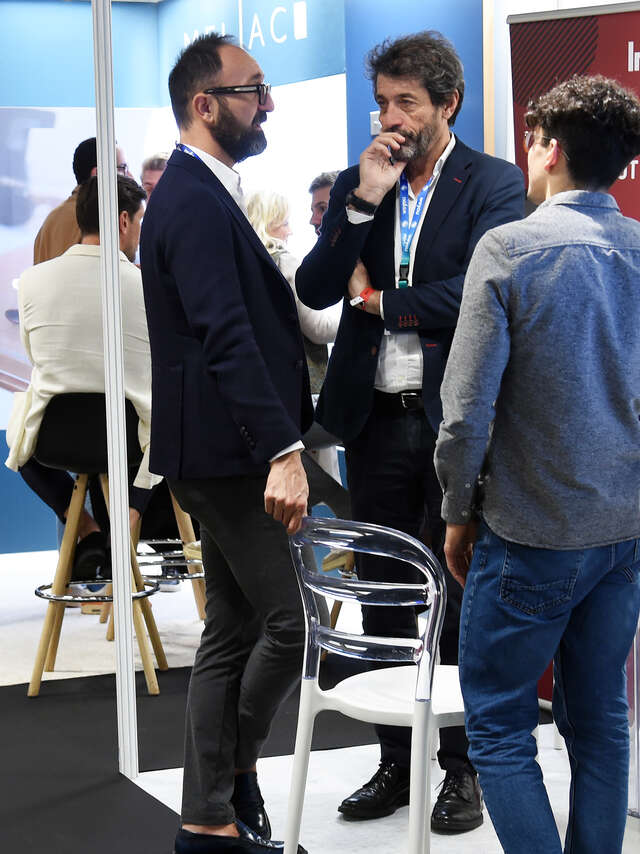 Interior Design Meetings by Weyou