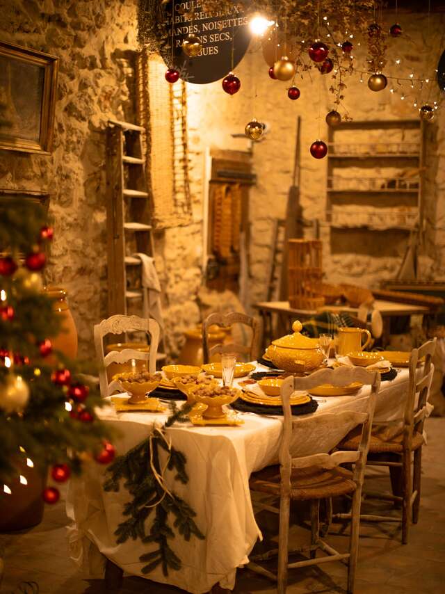 Noël pastoral à la poterie Ravel