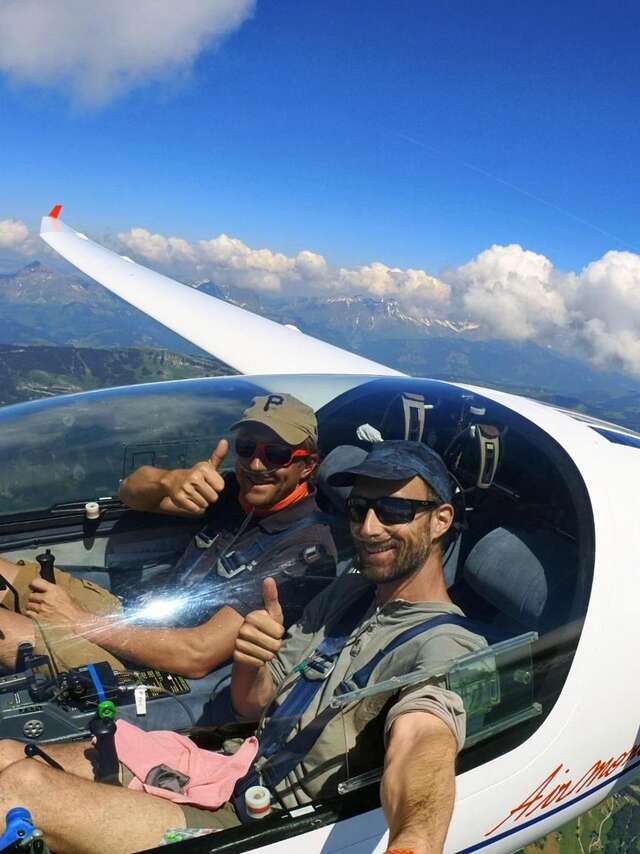 Vol en planeur au-dessus des vignes de Savoie avec Soaring Adventures