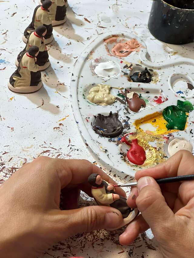 Atelier de décoration de santons