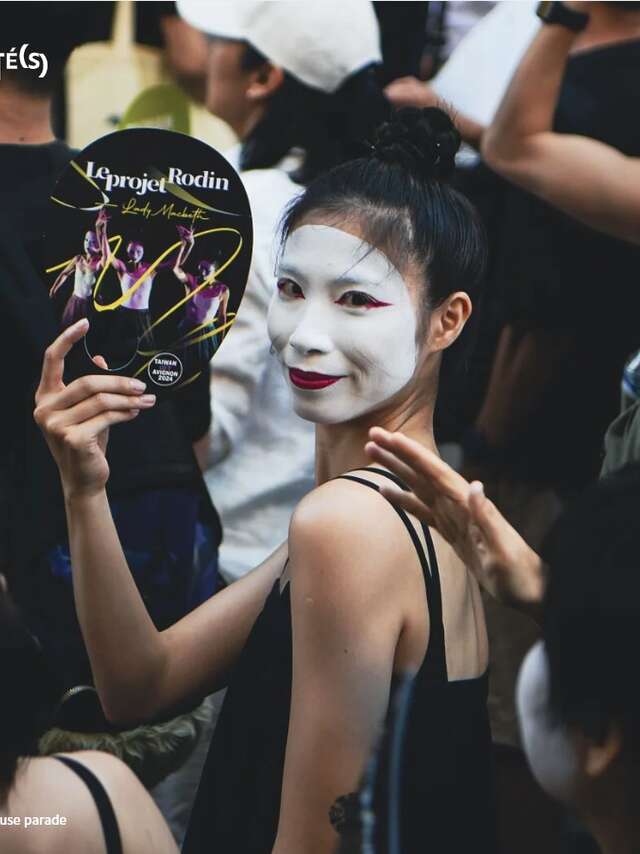 Desfile curioso