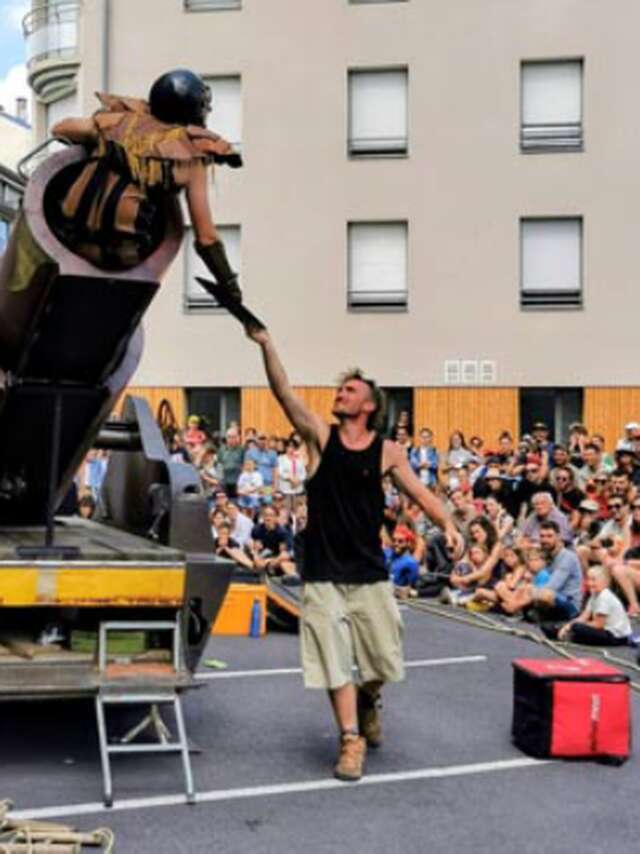 L'homme canon - Festival les Folles Journées du Clown