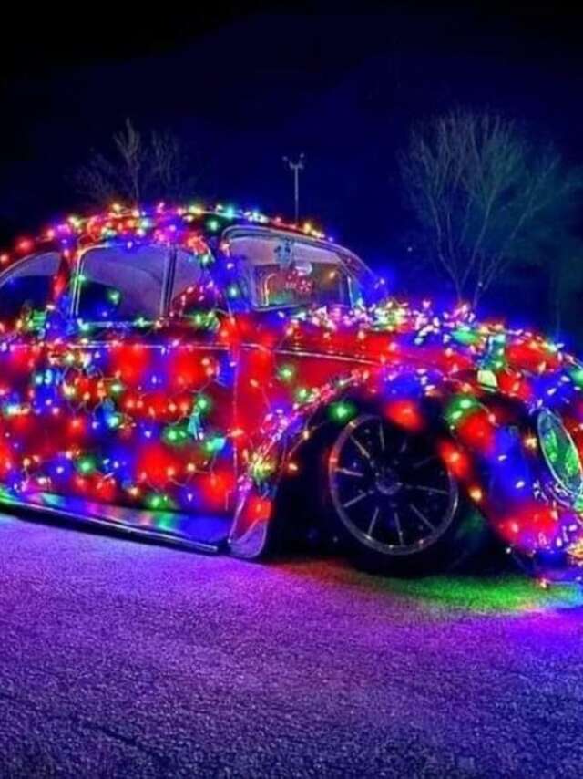 Happy Christmas" parade