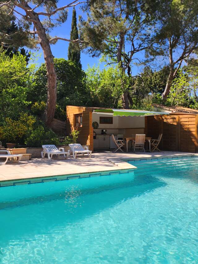 Habitación de huéspedes Domaine des Gendalis