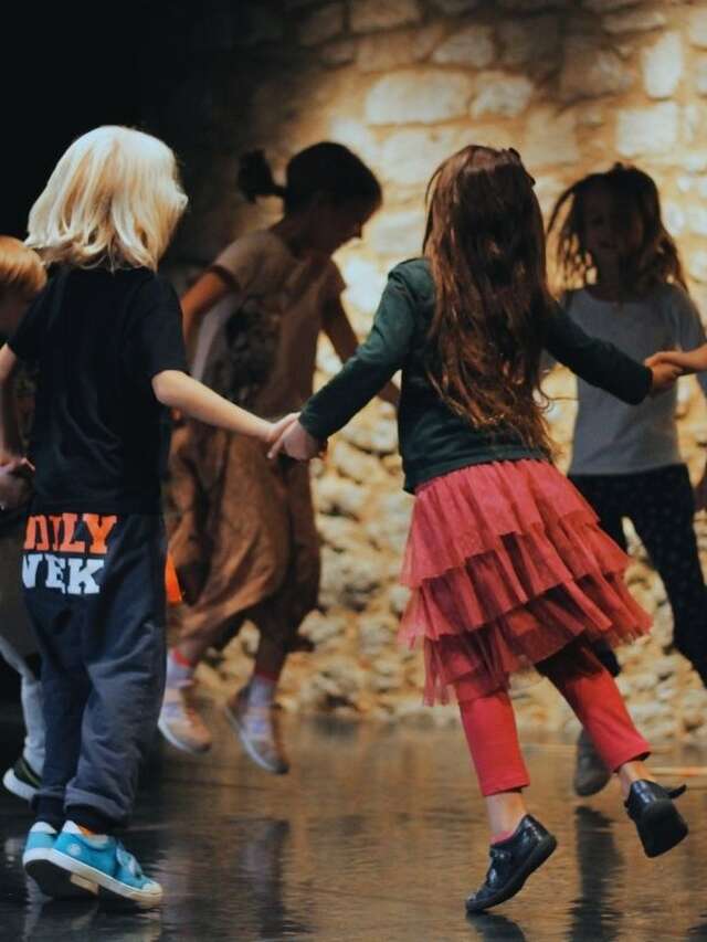 Vacances des Bambini - Danse et arts plastiques