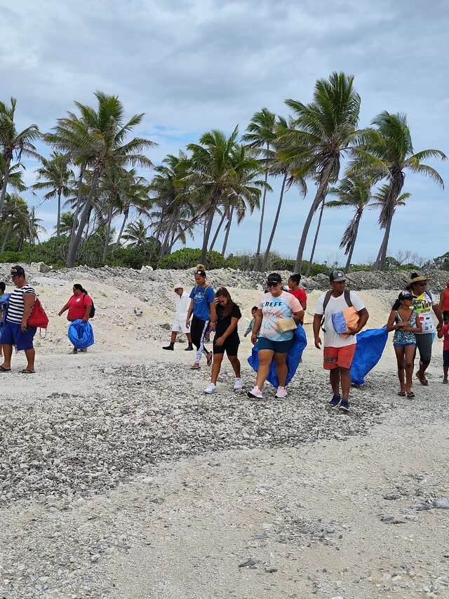 Opération de nettoyage des plages et lutte contre les déchets dérivants