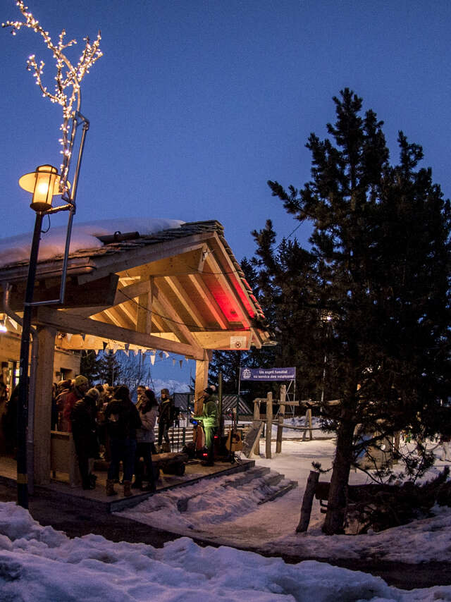 Disco glace et mascotte à la patinoire