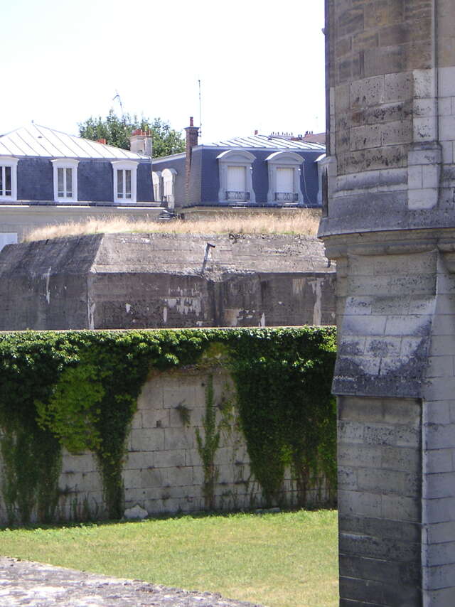 Conférence-projection “ Les bunkers de Saint-Germain-en-Laye” au Pavillon Henri IV : 7 mars