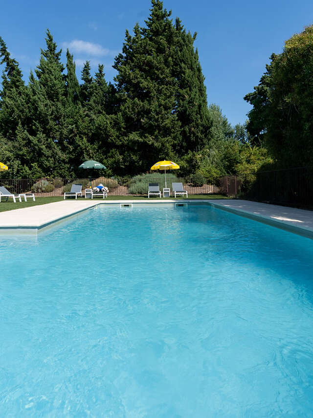 Brit Hotel - Avignon Sud