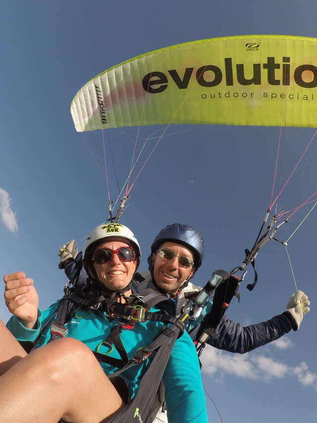 Paragliding