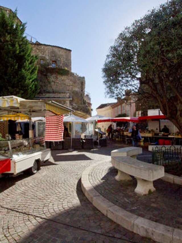 Marché Alimentaire du Village