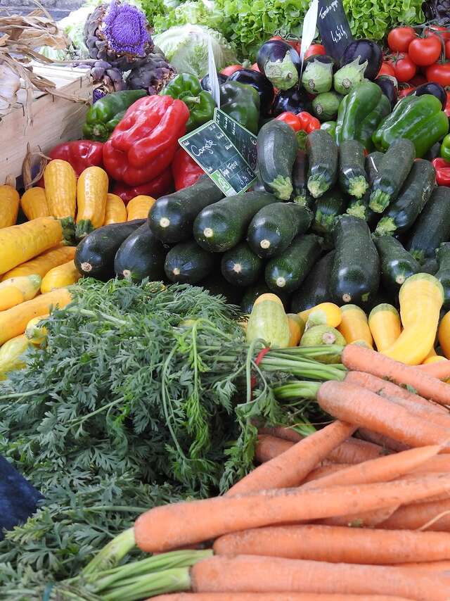Marché provençal hebdomadaire