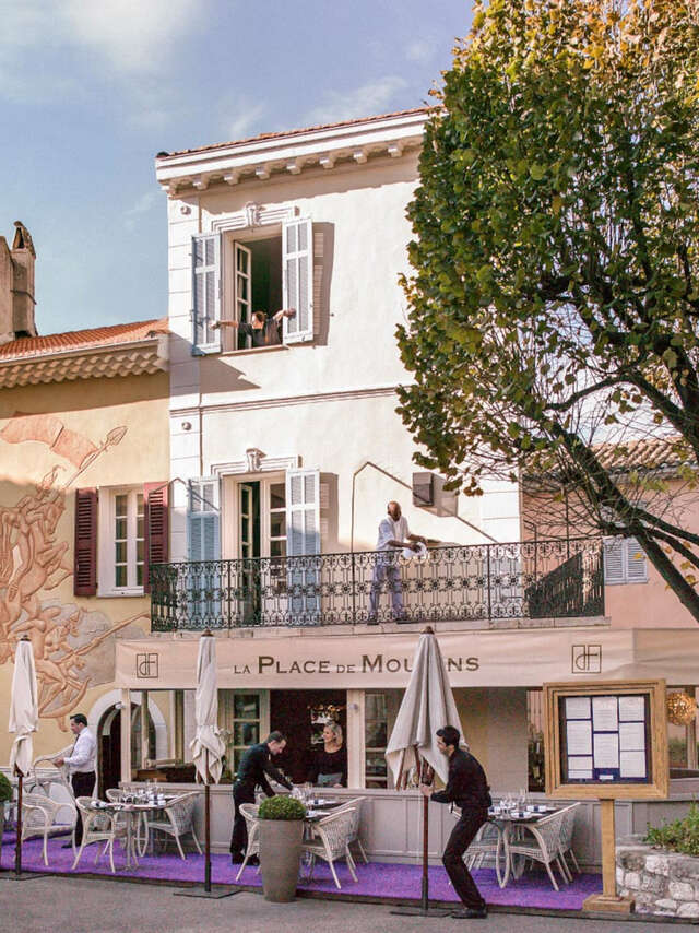 La Place de Mougins