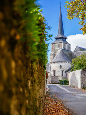 Church Saint Pierre and Saint Romain