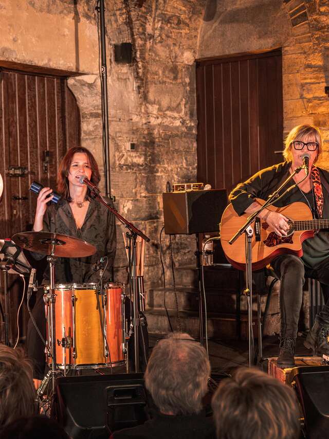 Beverly Jo Scott - Divine Rebels