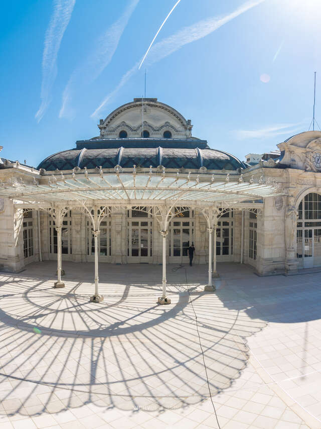 Visite guidée : "Grand Casino Opéra de Vichy"